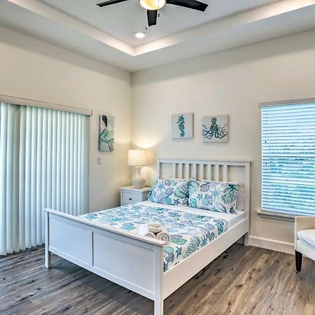 Tampa House With Patio, Near Downtown And Beaches! Eksteriør billede