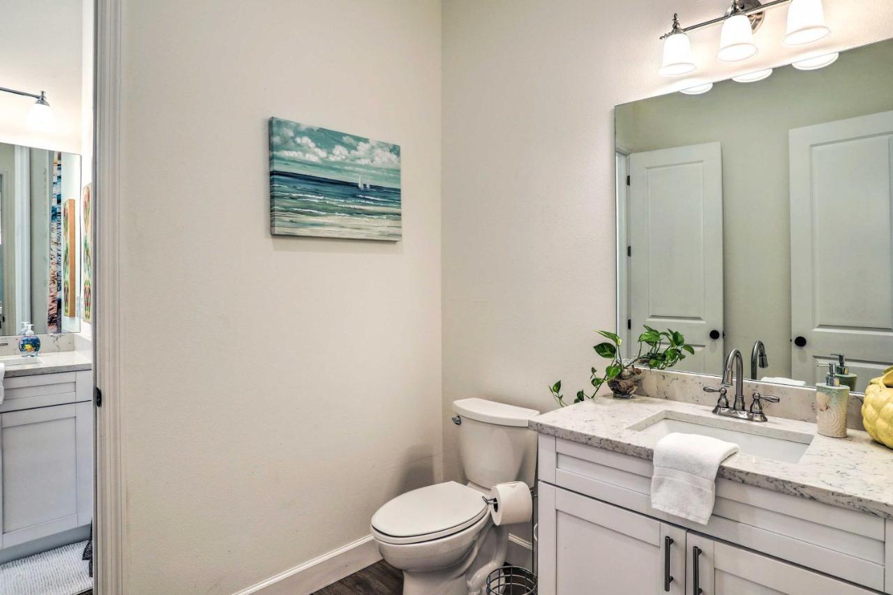 Tampa House With Patio, Near Downtown And Beaches! Eksteriør billede